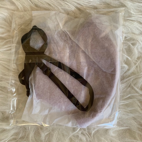 Lululemon Double Strap Face Mask Vintage mauve - Picture 2 of 7